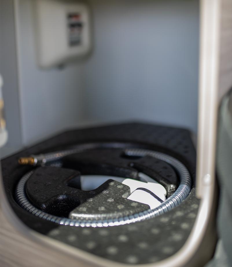 NN2025_T7_Indium_Grey_interior-14